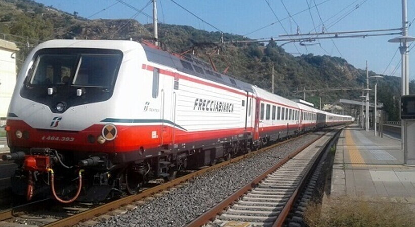 Trenitalia più puntuale: in Sicilia 85% dei treni arriva in orario 